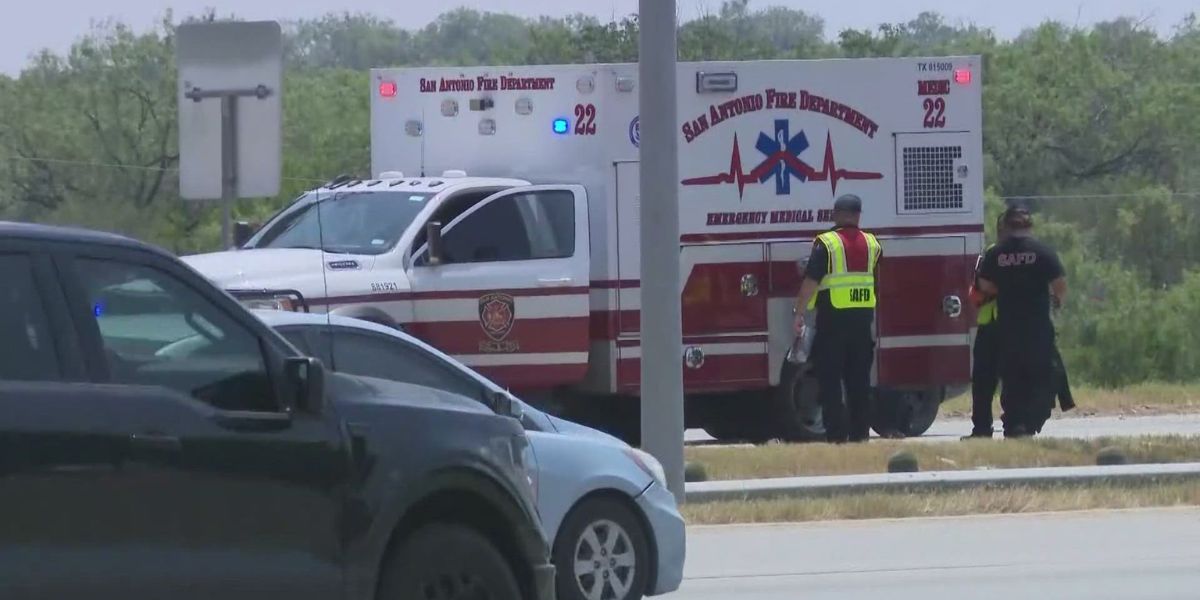 2 Dead in South San Antonio Crash Near Loop 410 and Moursund Blvd, Authorities Say