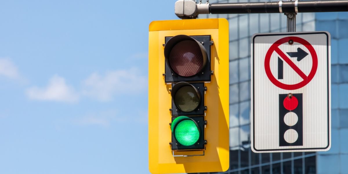 Alabama’s 2025 Traffic Rule Update What You Need to Know About the New Right Turn on Red Law