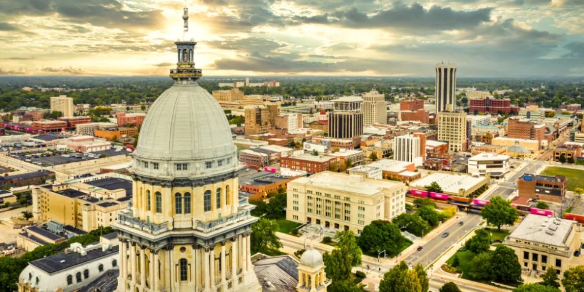 Illinois’ 10 Largest Cities to Know in 2025 — From Chicago’s Skyline to Waukegan’s Lakefront