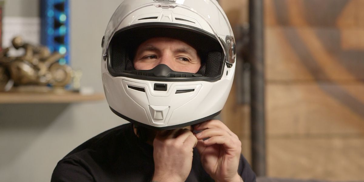 New Study Confirms Motorcycle Helmets Drastically Increase Survival in Head-on Crashes