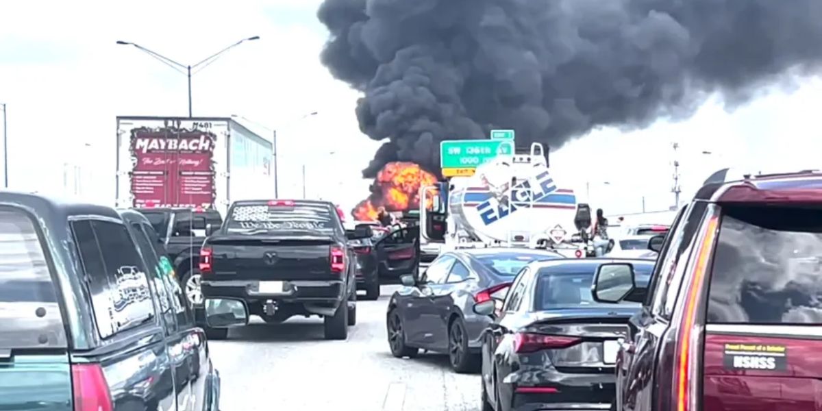 One Seriously Injured as Flames Erupt From Gas Truck, Bus Crash on I-595 in Florida