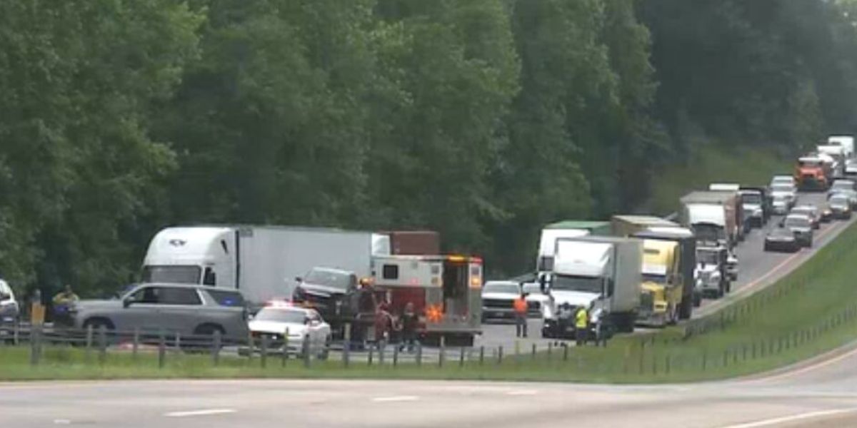 Pedestrian Struck and Killed on I-26 West Near Spartanburg; Drivers Warned to Use Caution