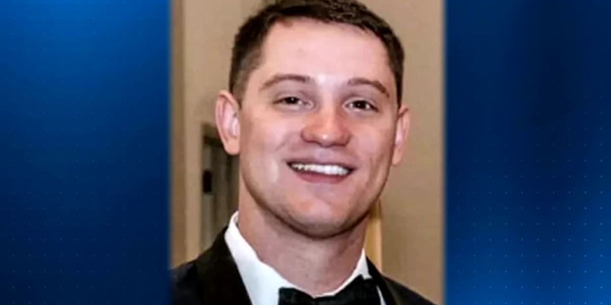 Police Officer Dies by Suicide After Suffering Complications From Lasik Eye Surgery, Family Says