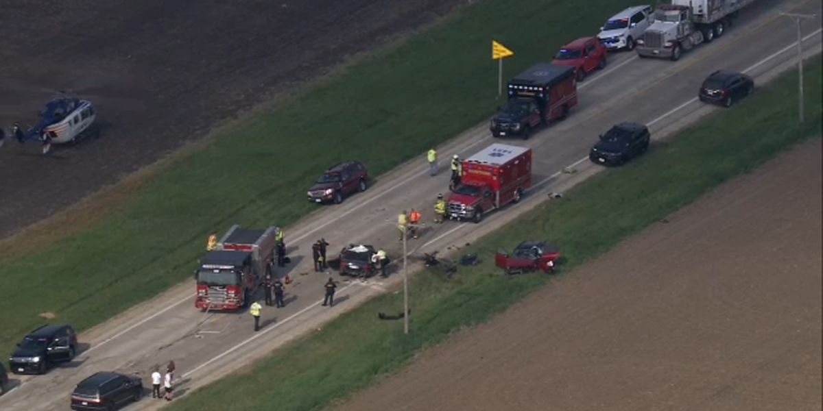 Two Vehicles Seriously Damaged in Late-night Crash Near Hampshire Township, Illinois